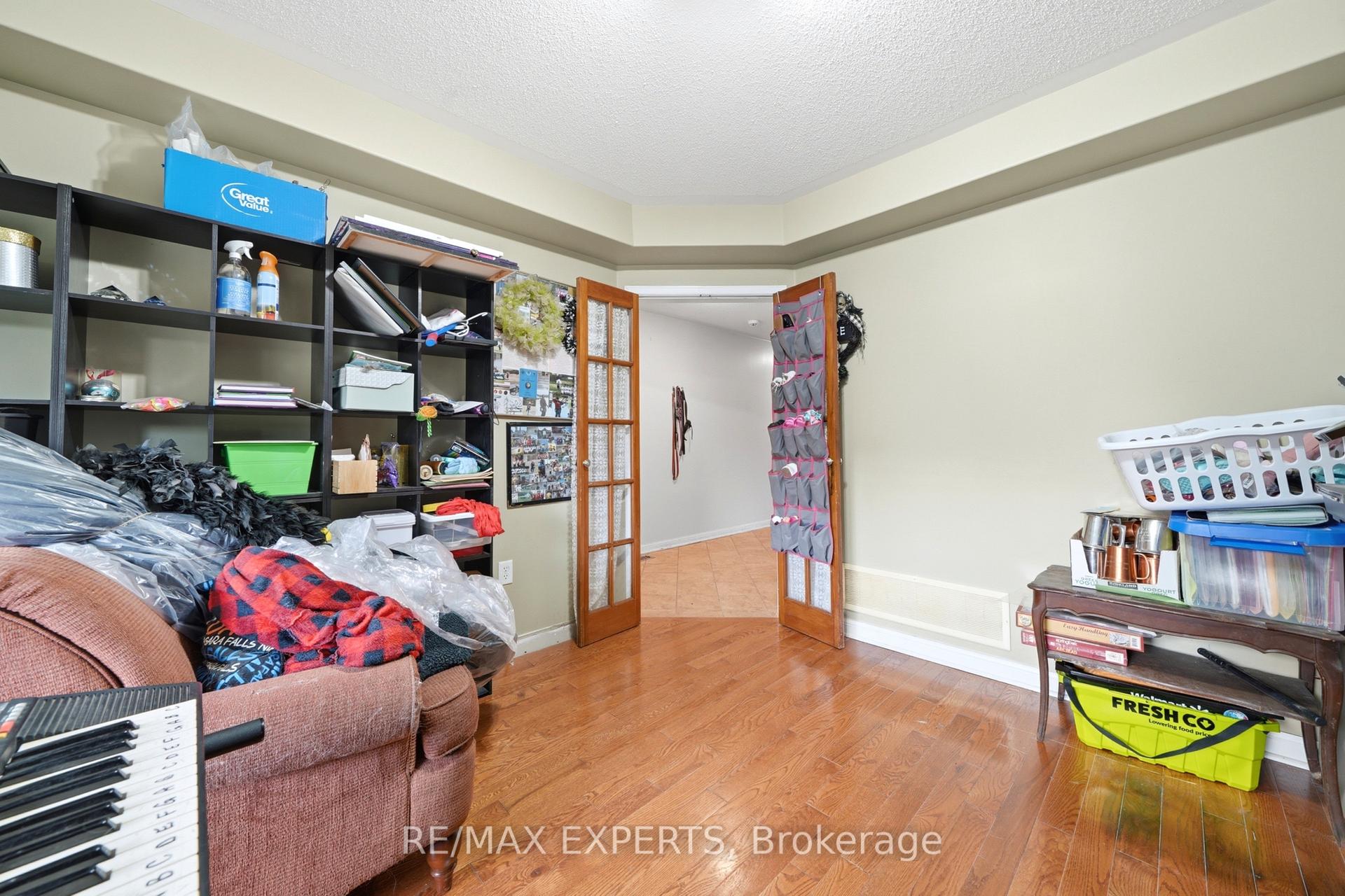 Photo 15 of 27 Kidd Crescent, New Tecumseth, Alliston — HOMEH