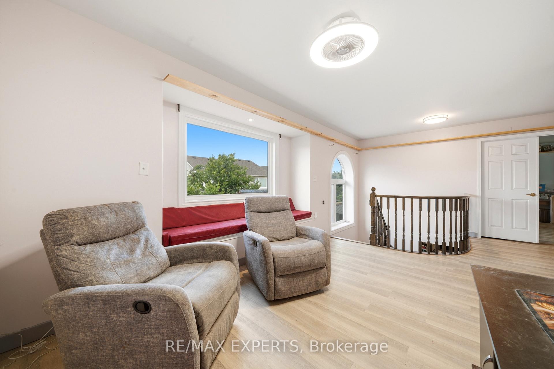 Photo 28 of 27 Kidd Crescent, New Tecumseth, Alliston — HOMEH
