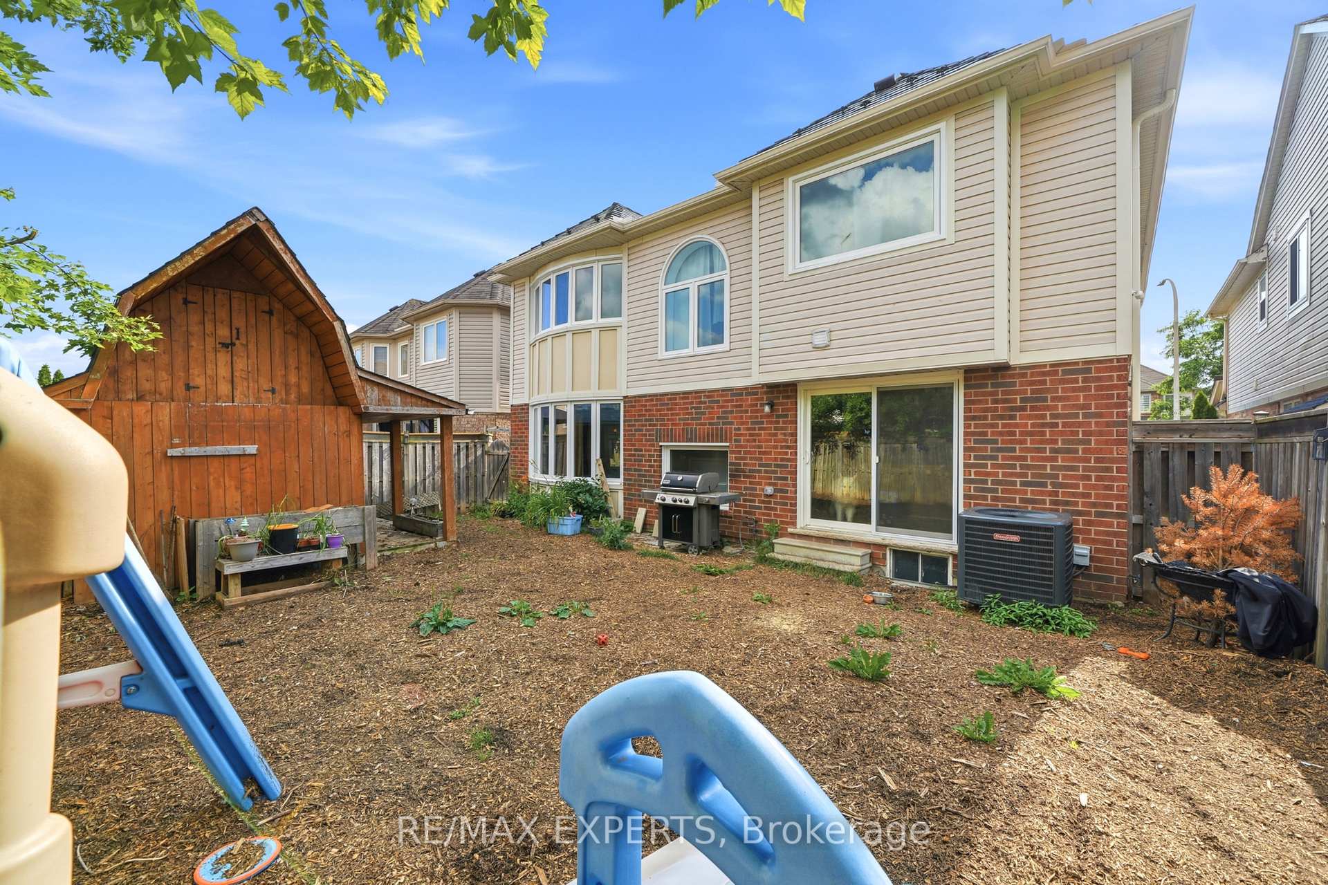 Photo 36 of 27 Kidd Crescent, New Tecumseth, Alliston — HOMEH