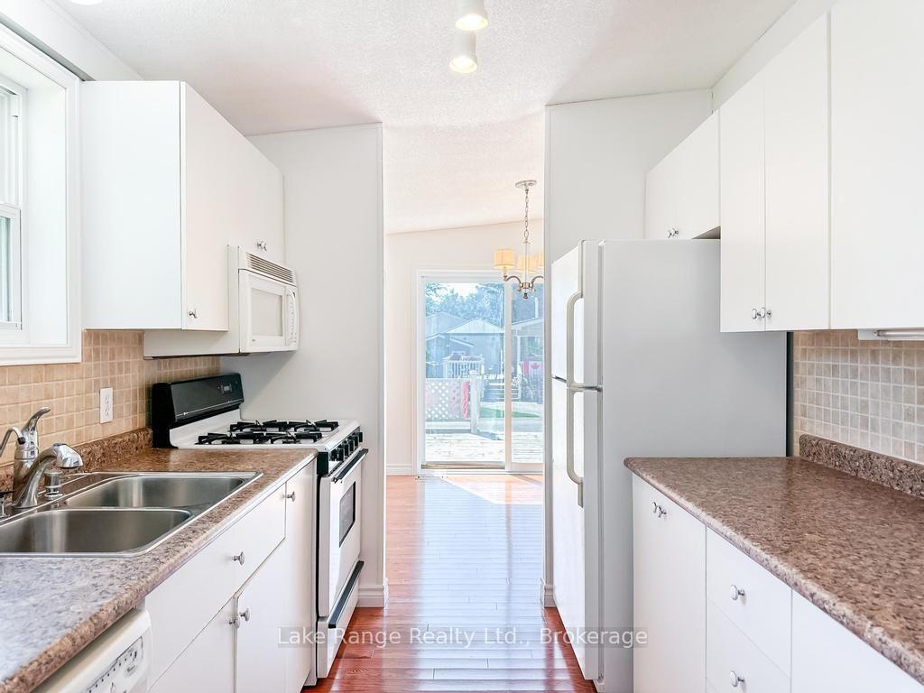 Photo 9 of 8 Cherokee Lane E, Ashfield-Colborne-Wawanosh, Colborne — HOMEH