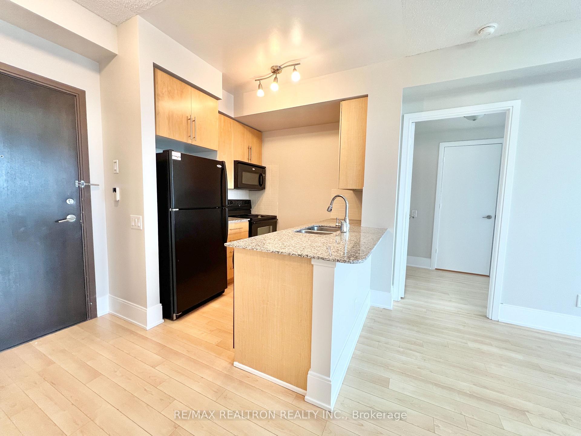 Photo 4 of Unit 2553, 25 Viking Lane, Etobicoke, Islington-City Centre West — HOMEH