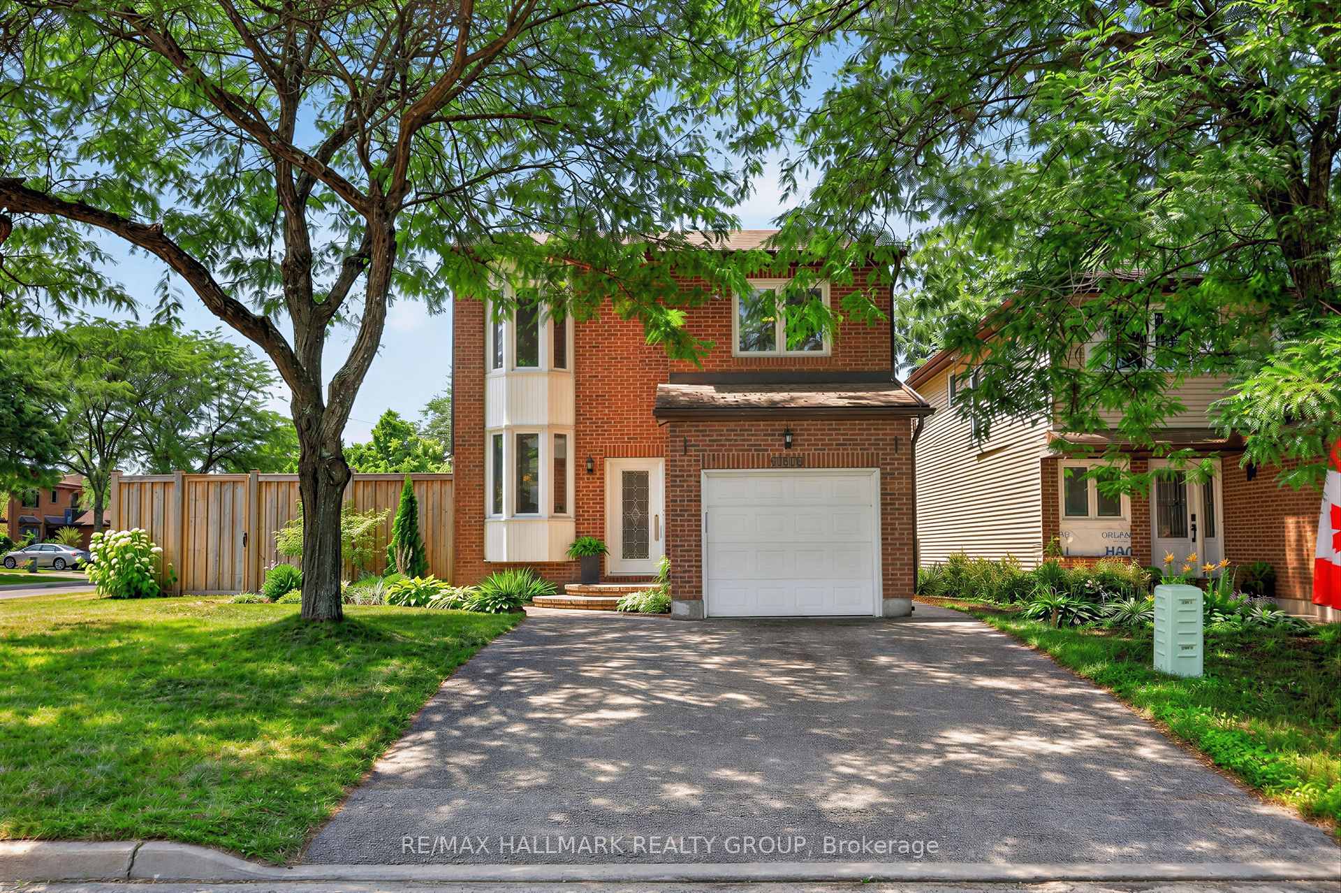 Photo 1 of 6106 Meadowhill Crescent, Ottawa, Chapel Hill — HOMEH
