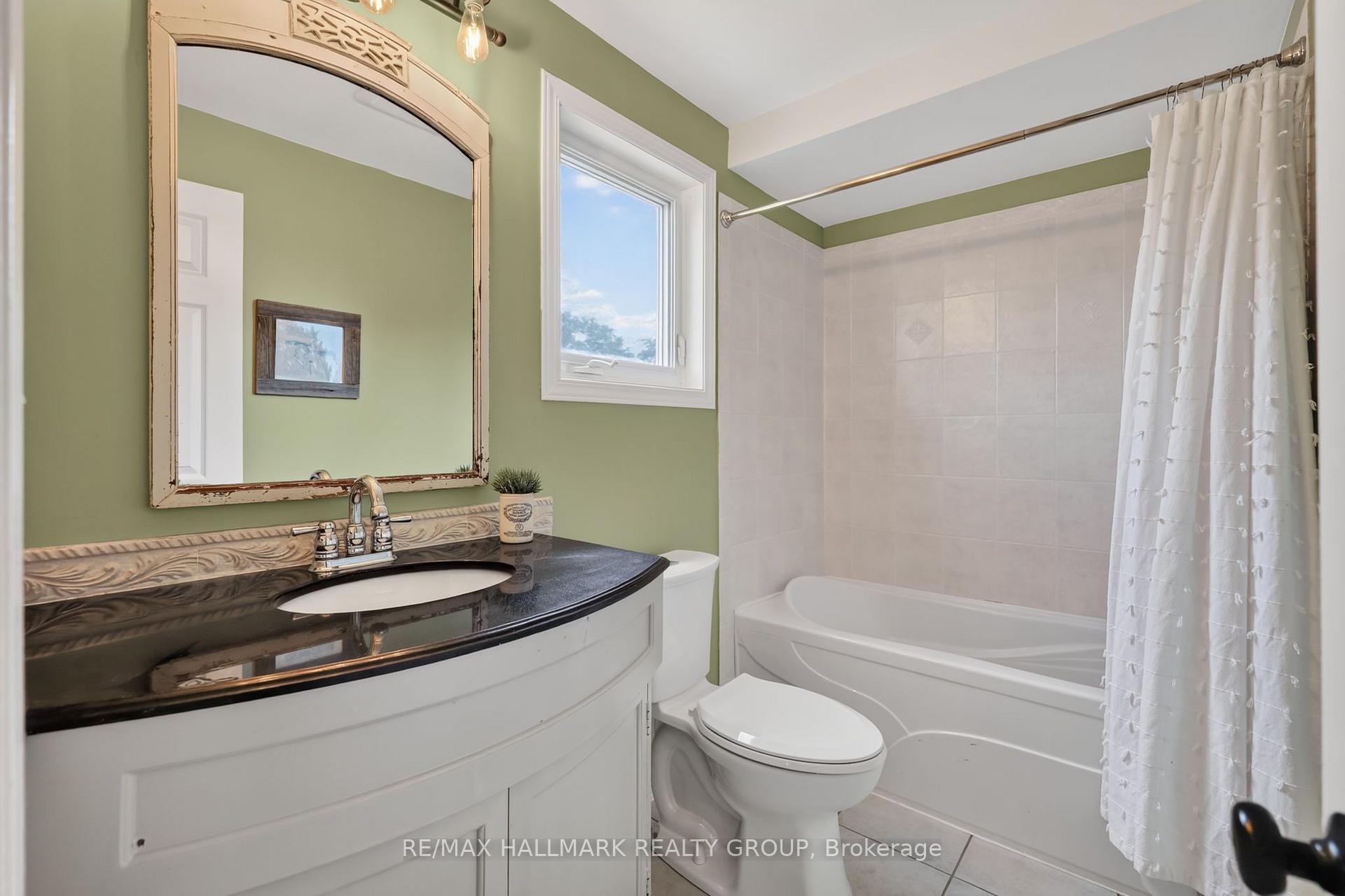 Photo 29 of 6106 Meadowhill Crescent, Ottawa, Chapel Hill — HOMEH