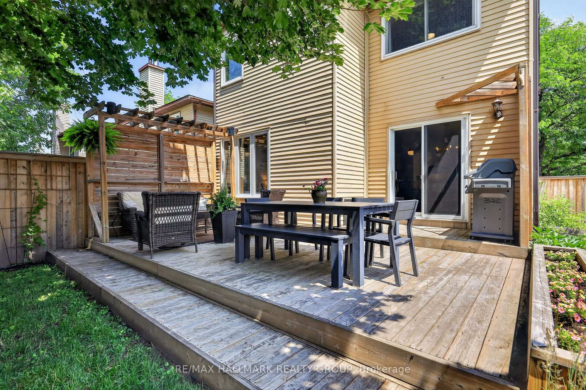 Photo 43 of 6106 Meadowhill Crescent, Ottawa, Chapel Hill — HOMEH