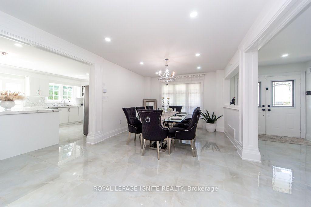 Photo 7 of 189 Dadson Drive, Clarington, Bowmanville — HOMEH