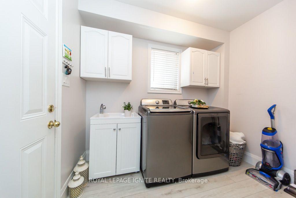 Photo 17 of 189 Dadson Drive, Clarington, Bowmanville — HOMEH
