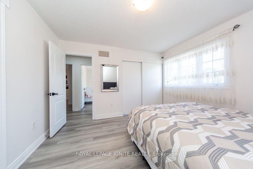 Photo 23 of 189 Dadson Drive, Clarington, Bowmanville — HOMEH