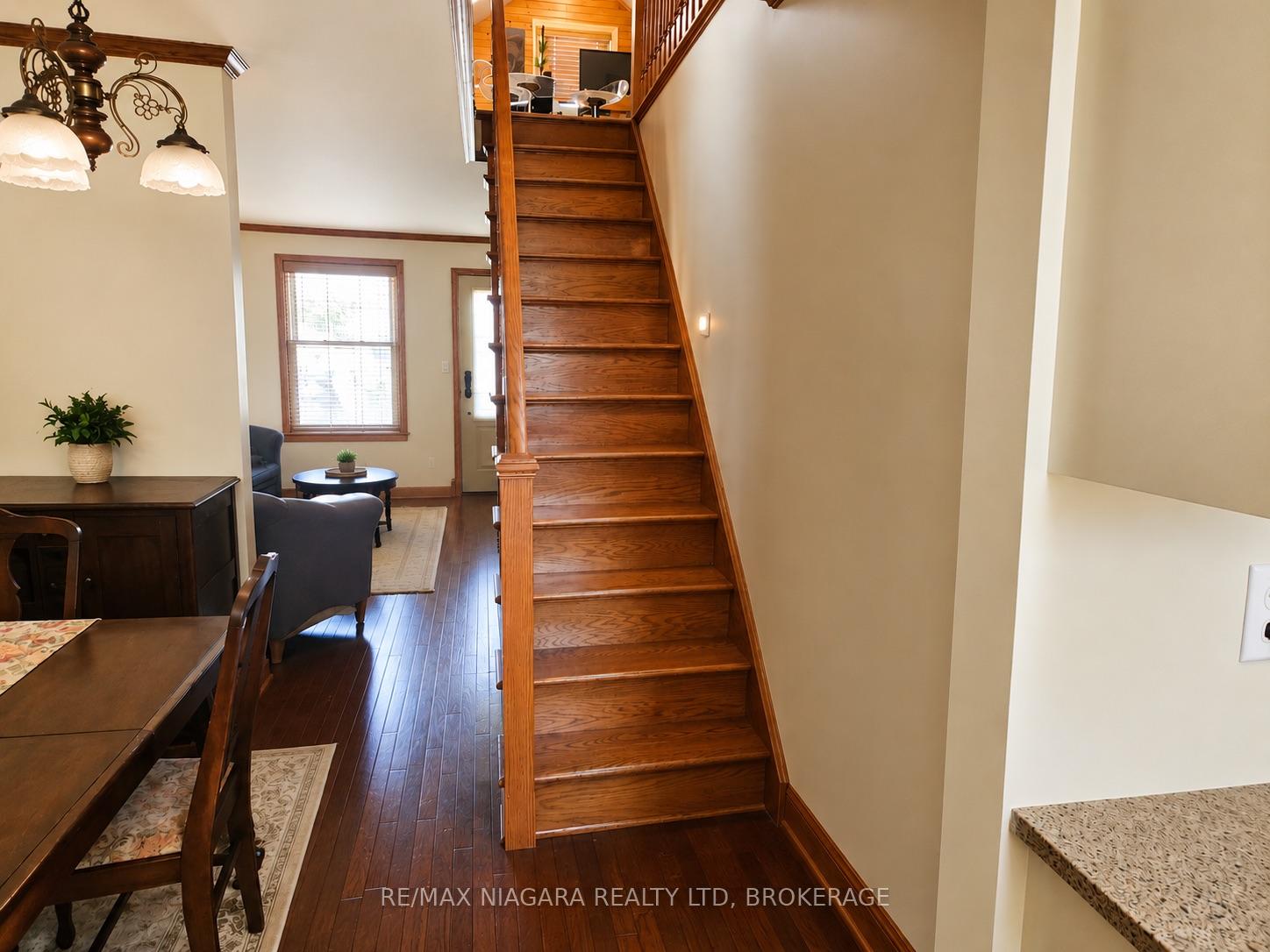 Photo 7 of 63 Sullivan Avenue, Thorold, Thorold Downtown — HOMEH