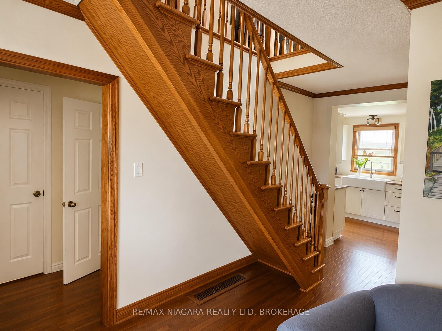 Photo 8 of 63 Sullivan Avenue, Thorold, Thorold Downtown — HOMEH
