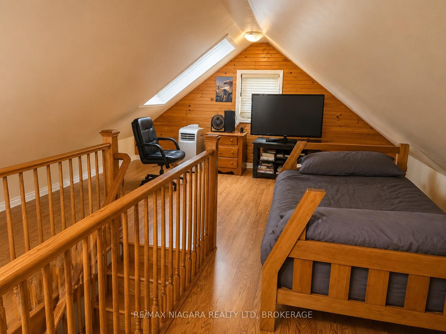 Photo 16 of 63 Sullivan Avenue, Thorold, Thorold Downtown — HOMEH