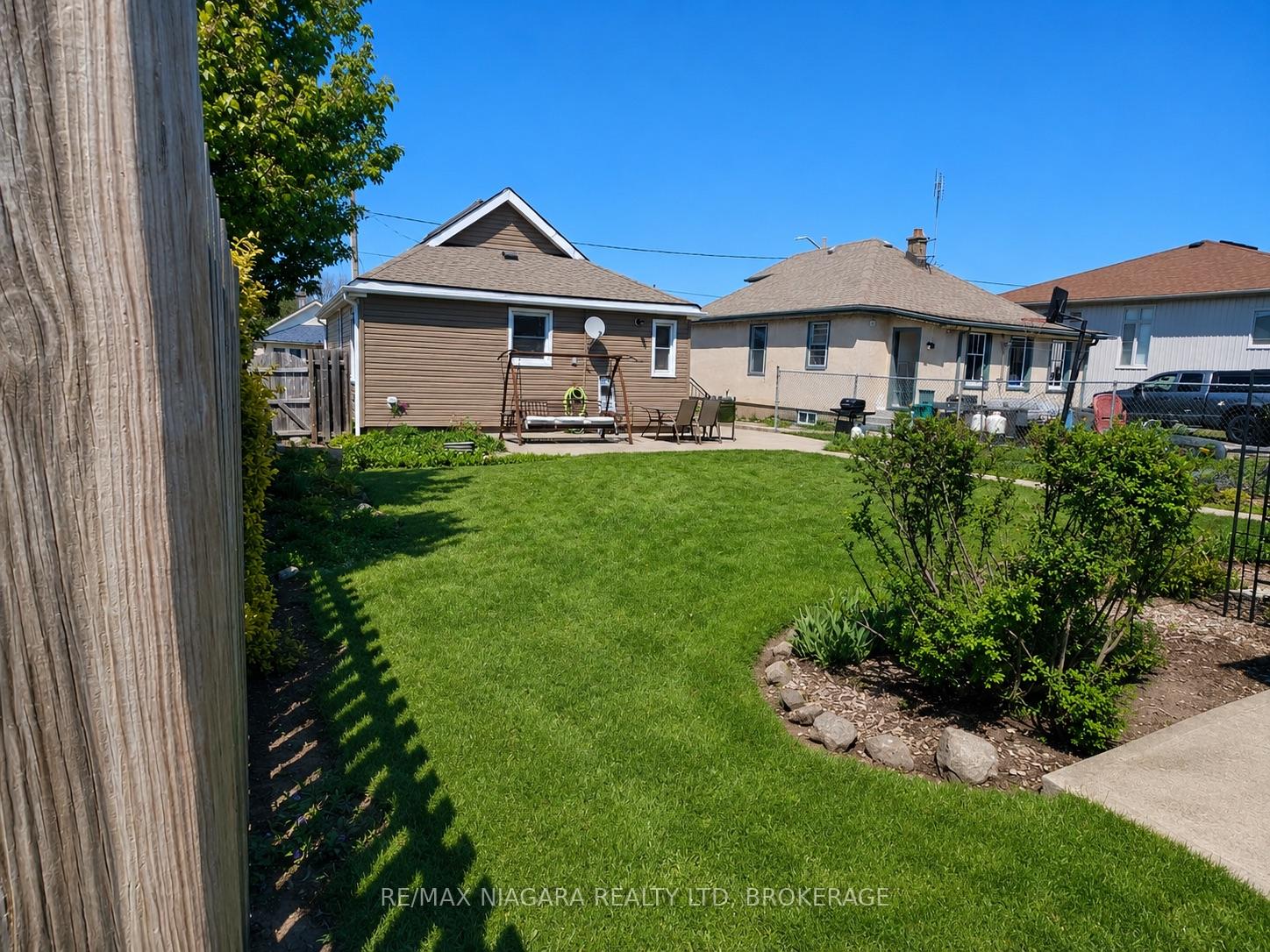 Photo 18 of 63 Sullivan Avenue, Thorold, Thorold Downtown — HOMEH