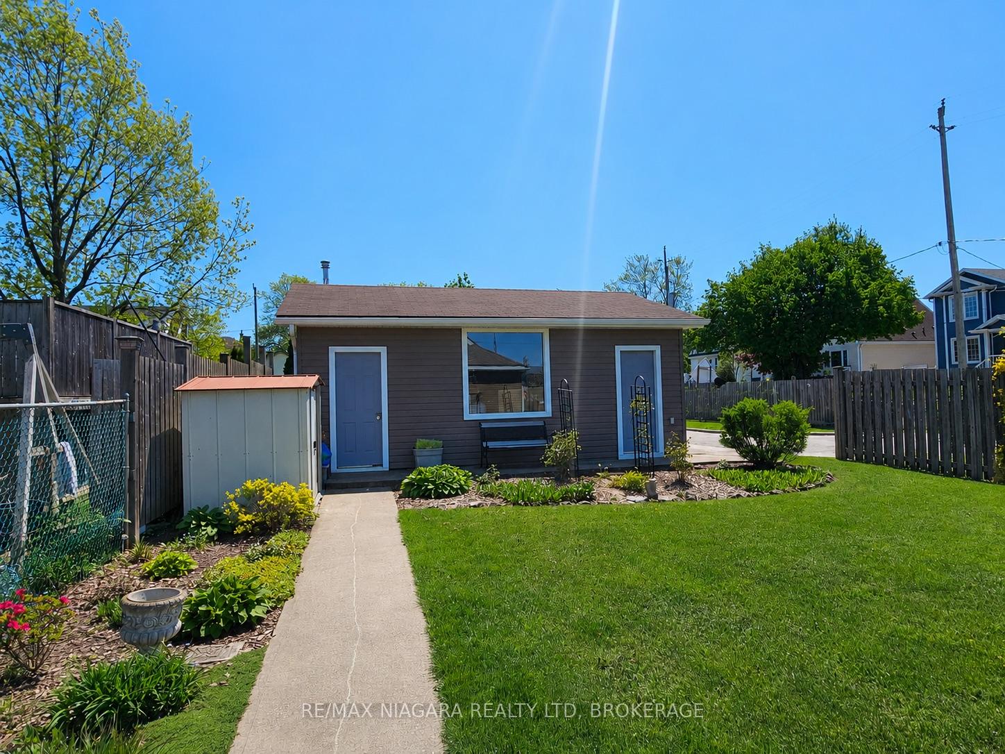 Photo 19 of 63 Sullivan Avenue, Thorold, Thorold Downtown — HOMEH