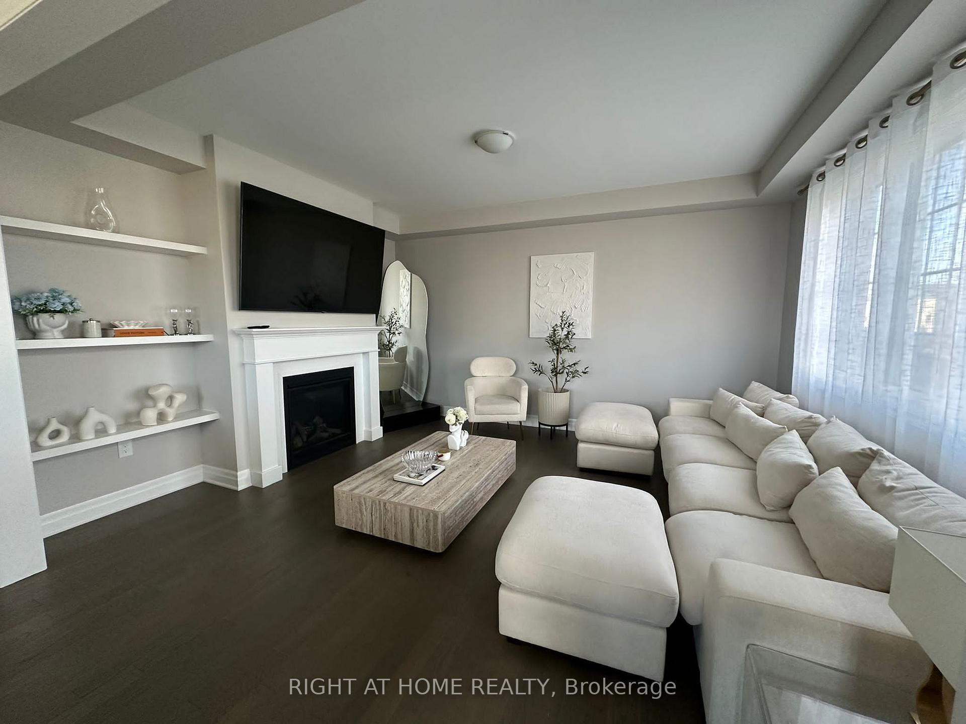 Photo 4 of 3048 John Mckay Boulevard, Oakville, Joshua Meadows — HOMEH