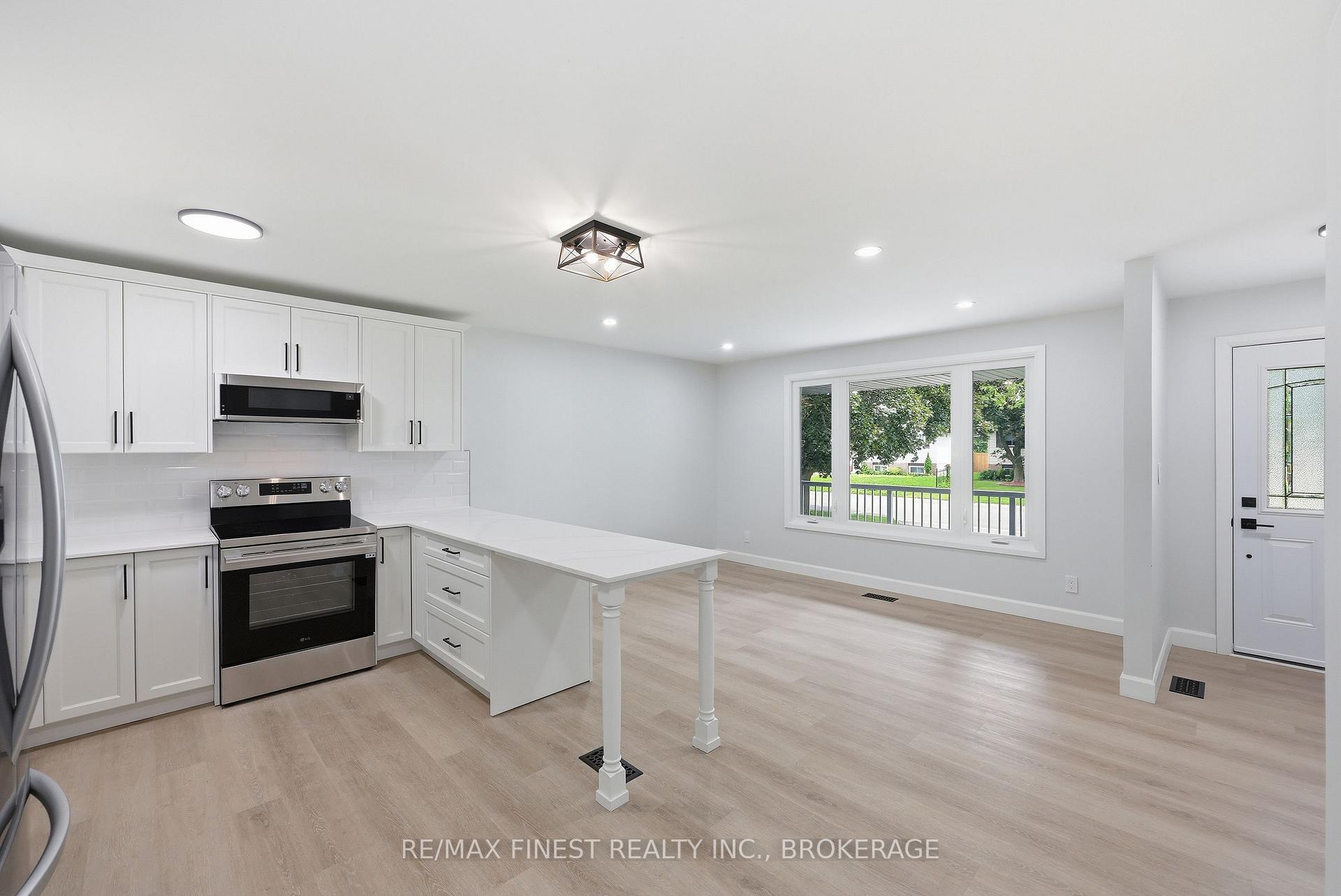 Photo 16 of 687 Willis Street, Kingston, South of Taylor-Kidd Blvd — HOMEH