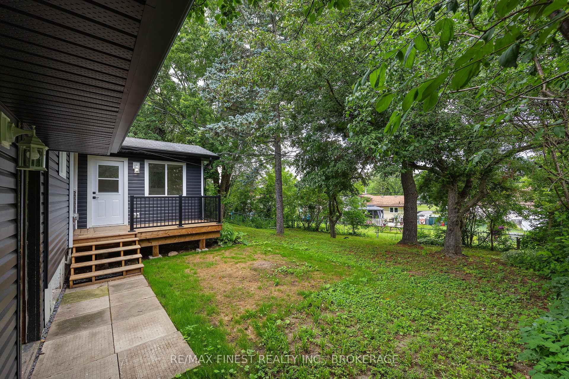 Photo 44 of 687 Willis Street, Kingston, South of Taylor-Kidd Blvd — HOMEH