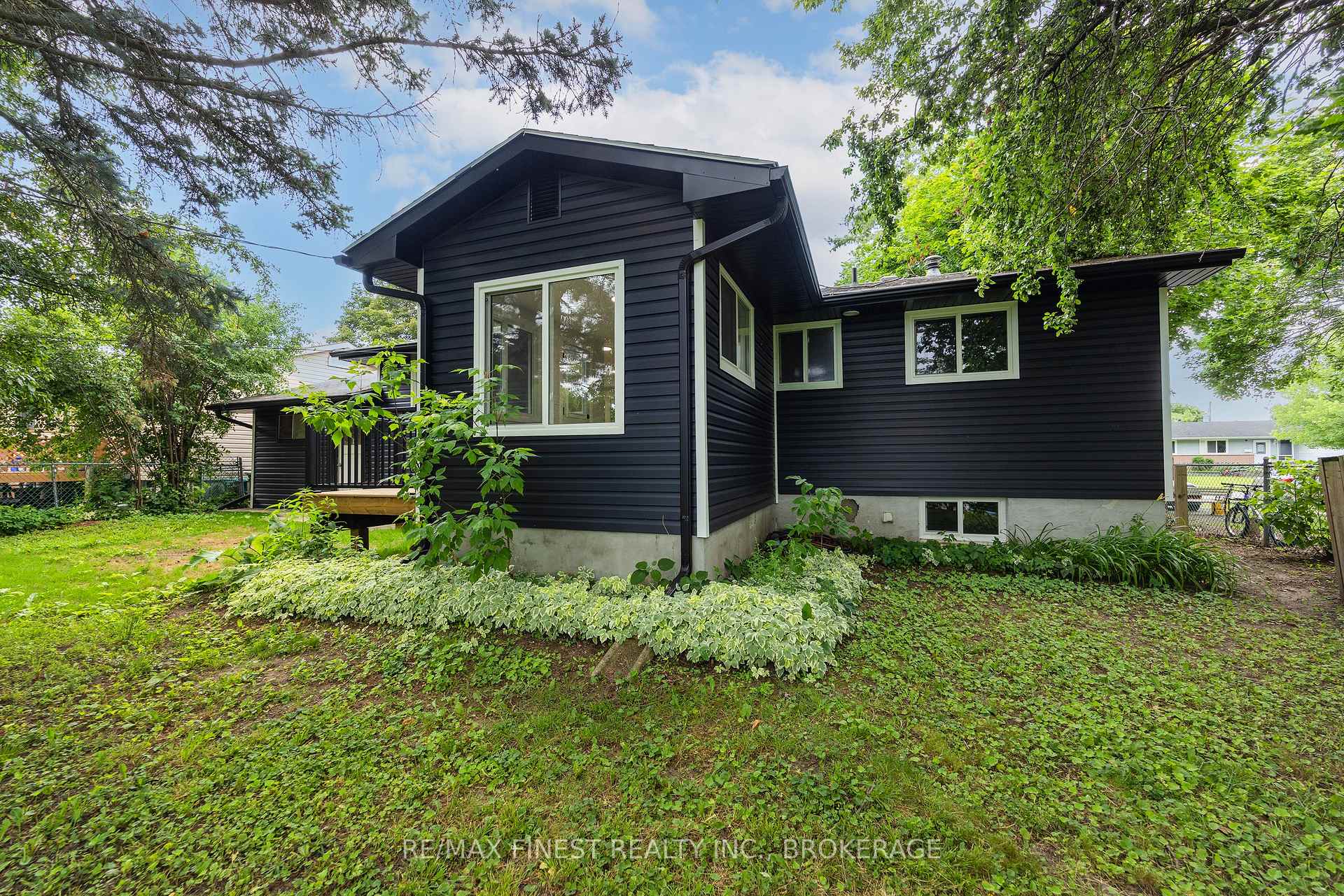 Photo 50 of 687 Willis Street, Kingston, South of Taylor-Kidd Blvd — HOMEH