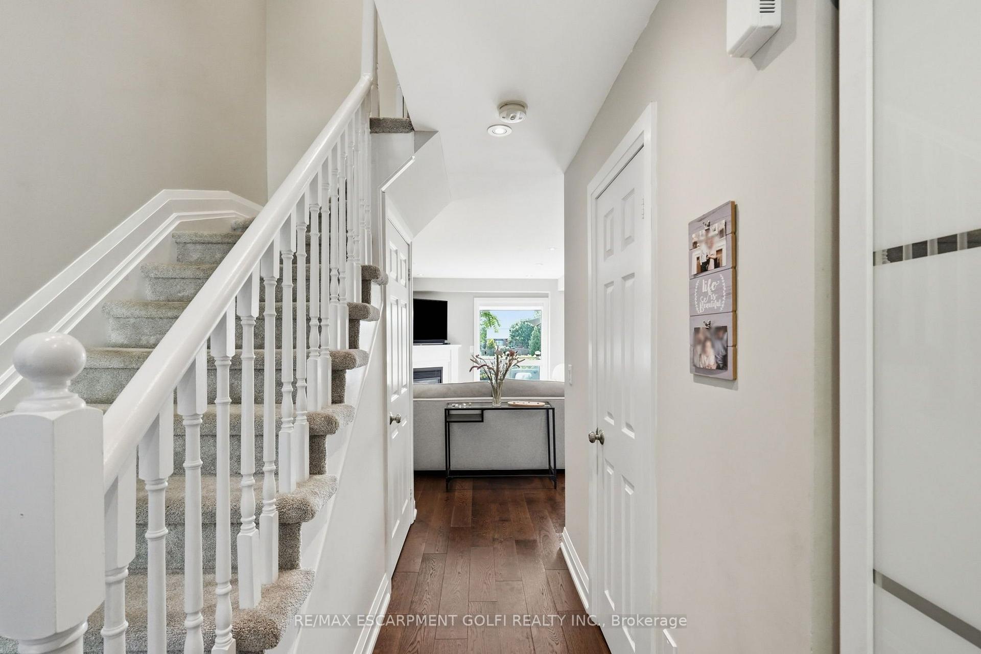 Photo 6 of Unit 30, 2871 Darien Road, Burlington, Brant — HOMEH