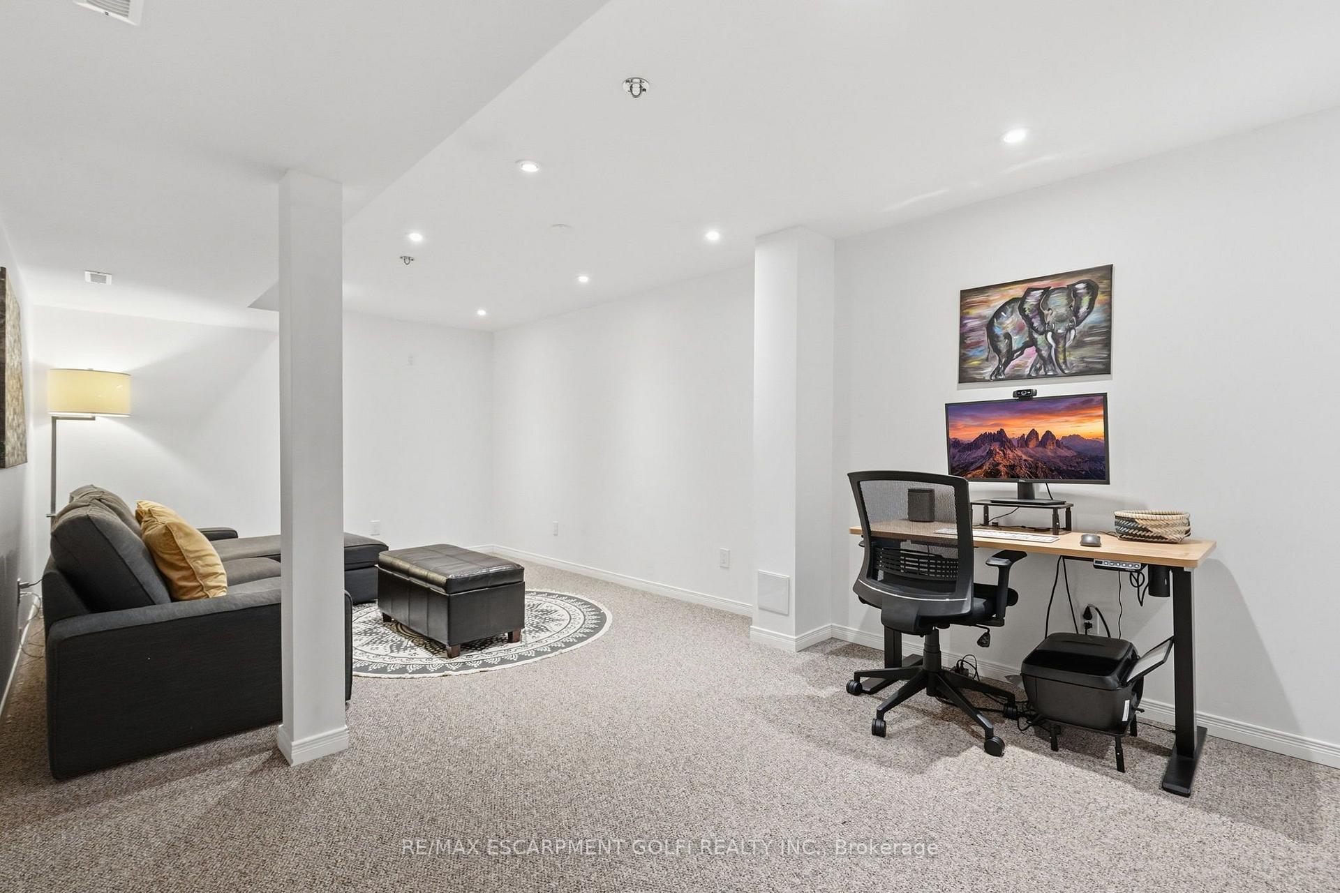 Photo 28 of Unit 30, 2871 Darien Road, Burlington, Brant — HOMEH