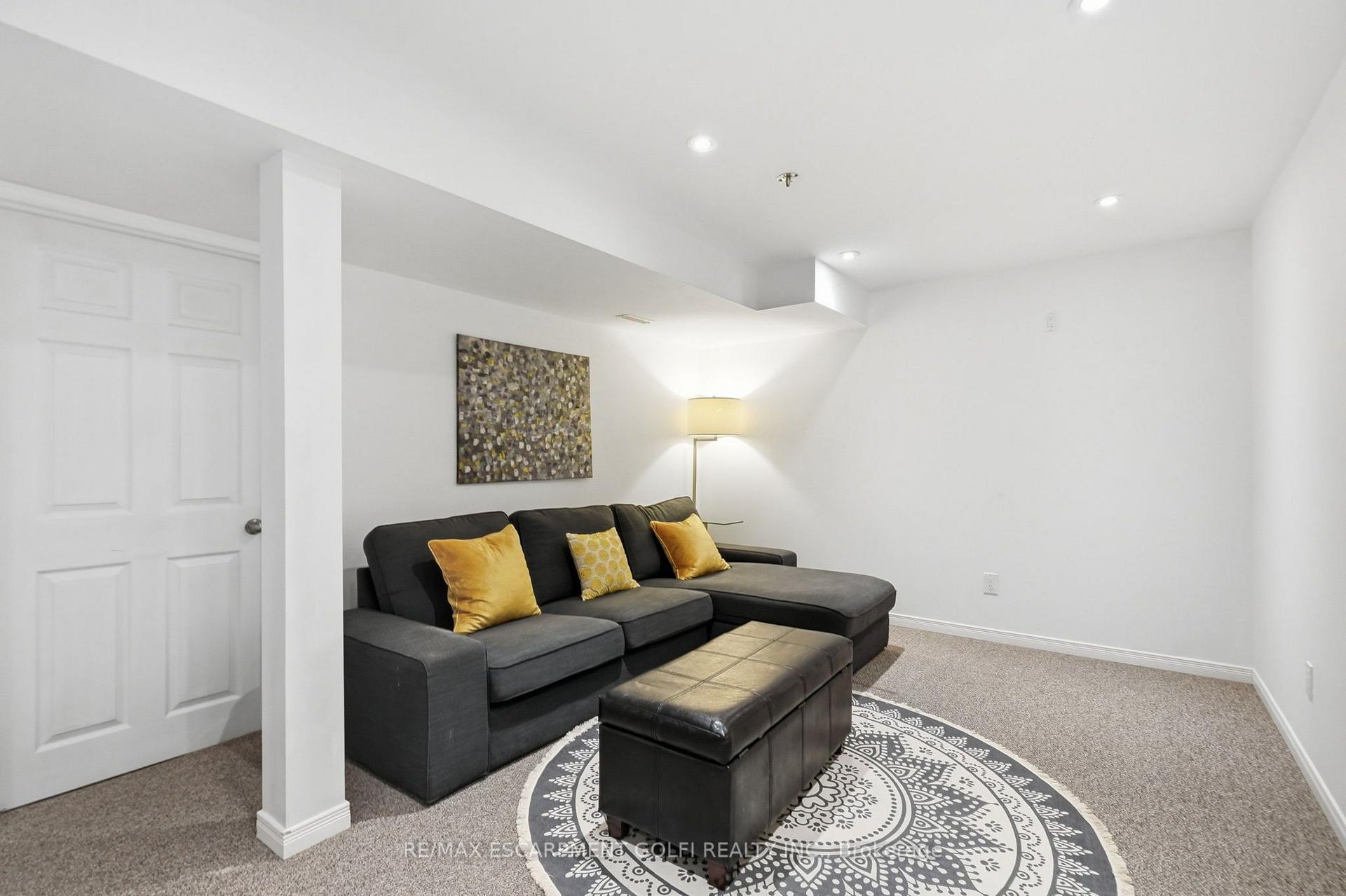 Photo 29 of Unit 30, 2871 Darien Road, Burlington, Brant — HOMEH