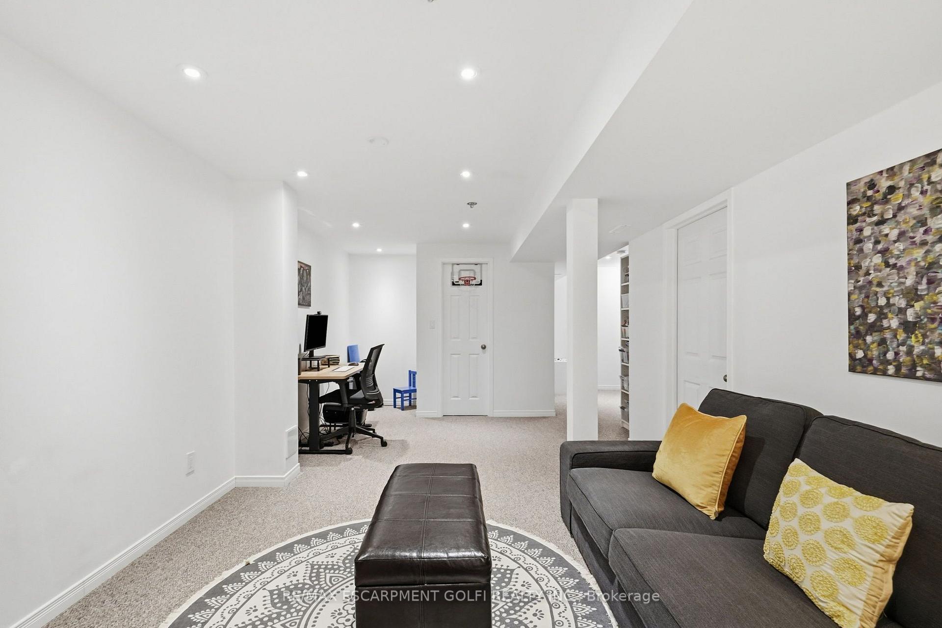 Photo 30 of Unit 30, 2871 Darien Road, Burlington, Brant — HOMEH