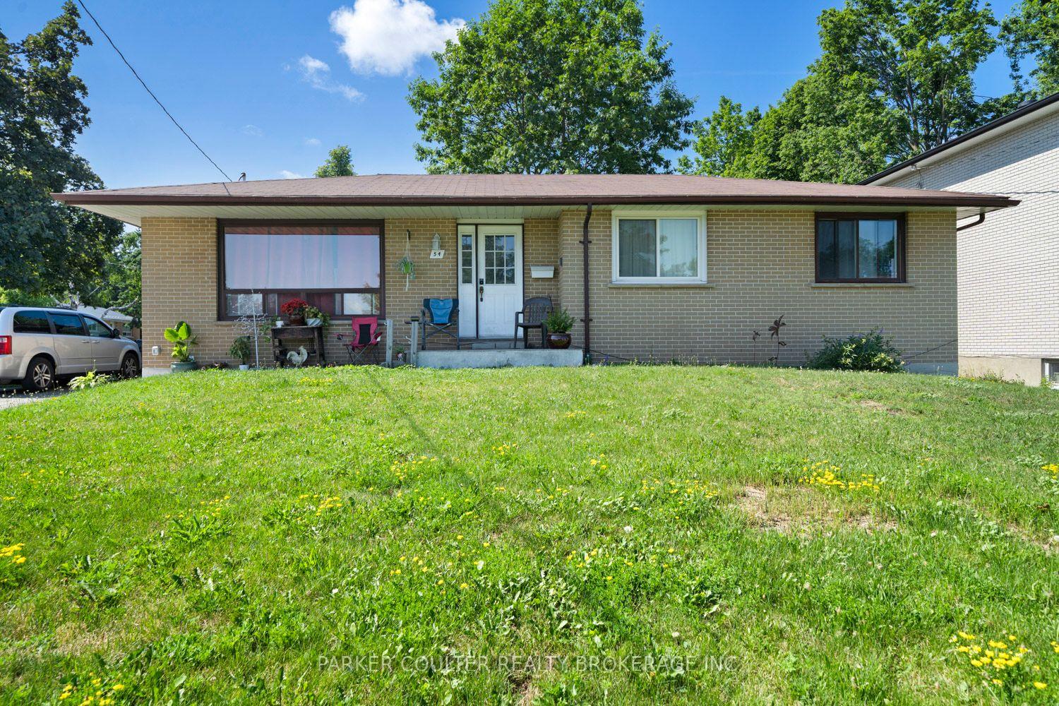 Photo 2 of 54 Ferris Lane, Barrie, Cundles East — HOMEH
