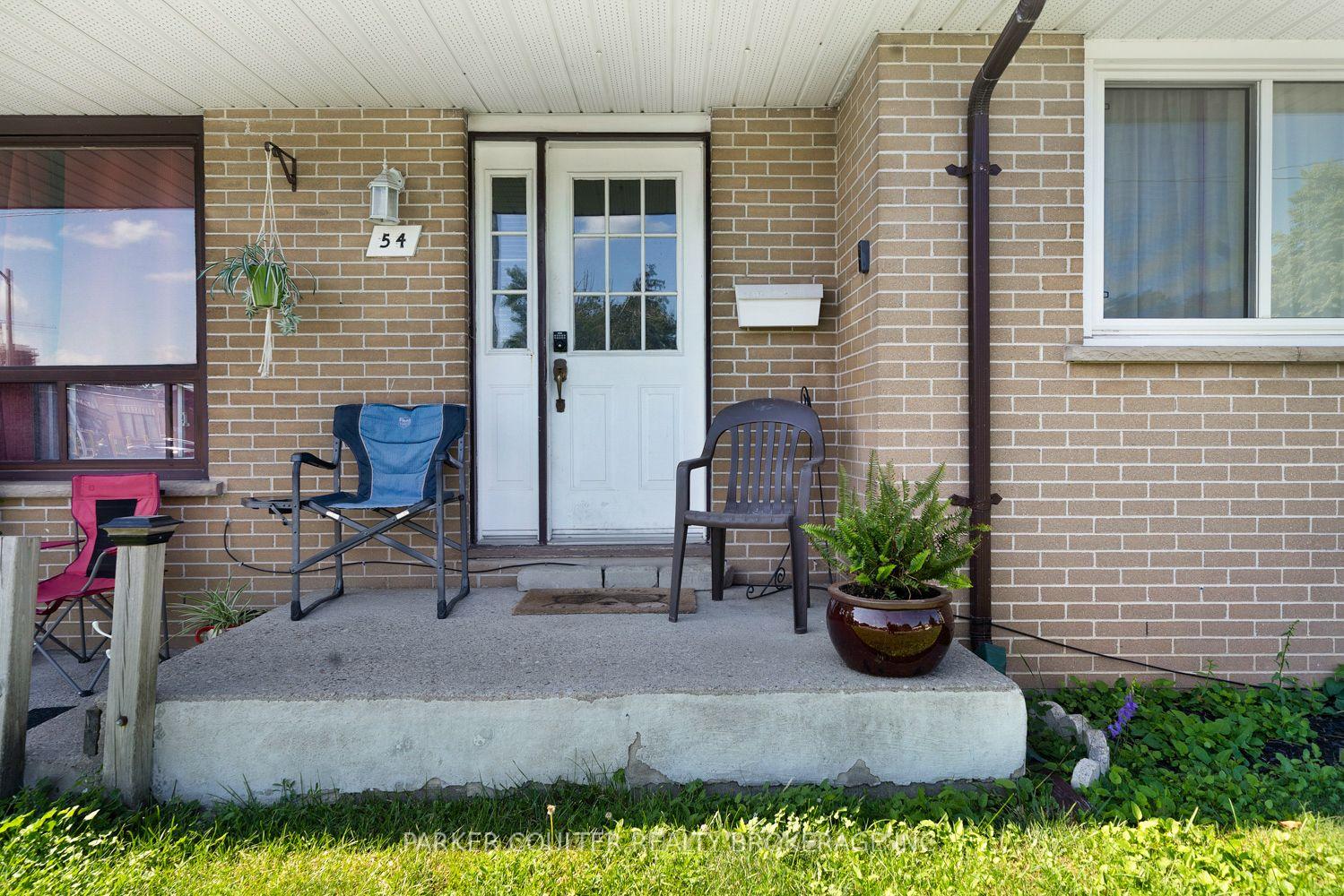 Photo 3 of 54 Ferris Lane, Barrie, Cundles East — HOMEH
