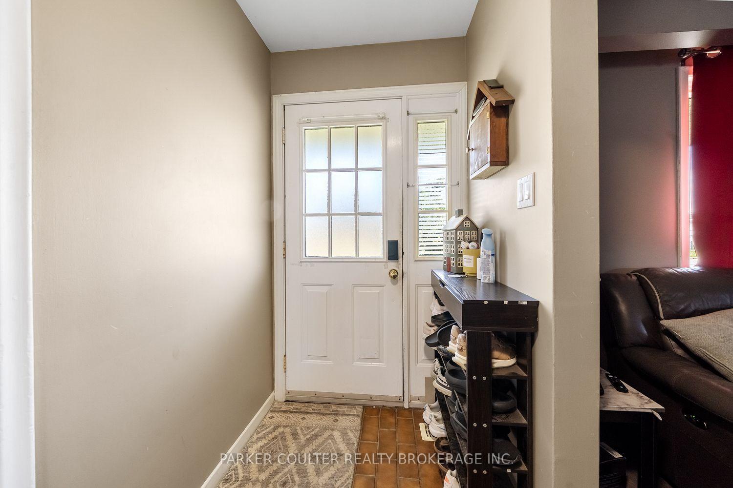 Photo 5 of 54 Ferris Lane, Barrie, Cundles East — HOMEH