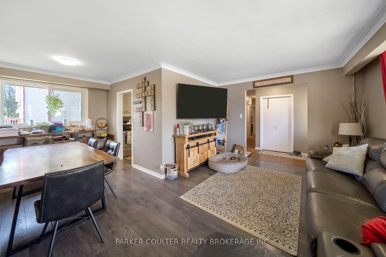 Photo 11 of 54 Ferris Lane, Barrie, Cundles East — HOMEH