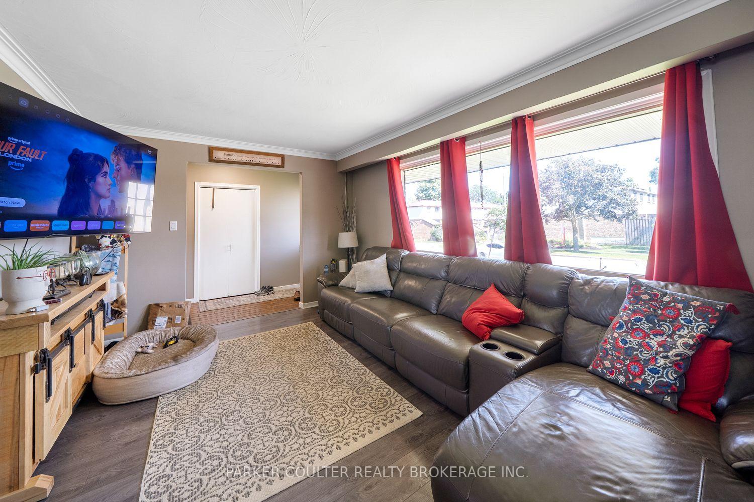 Photo 13 of 54 Ferris Lane, Barrie, Cundles East — HOMEH