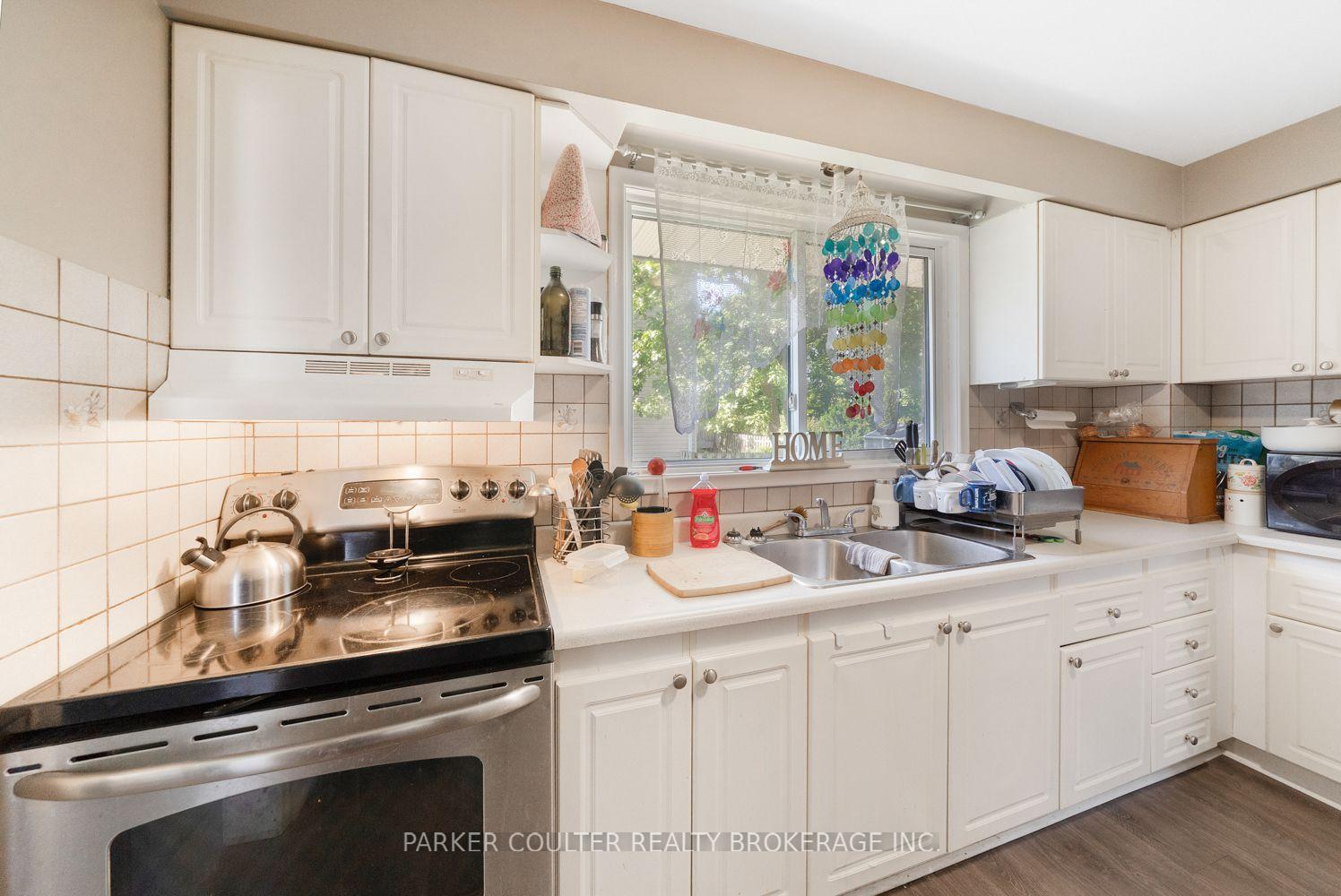 Photo 21 of 54 Ferris Lane, Barrie, Cundles East — HOMEH