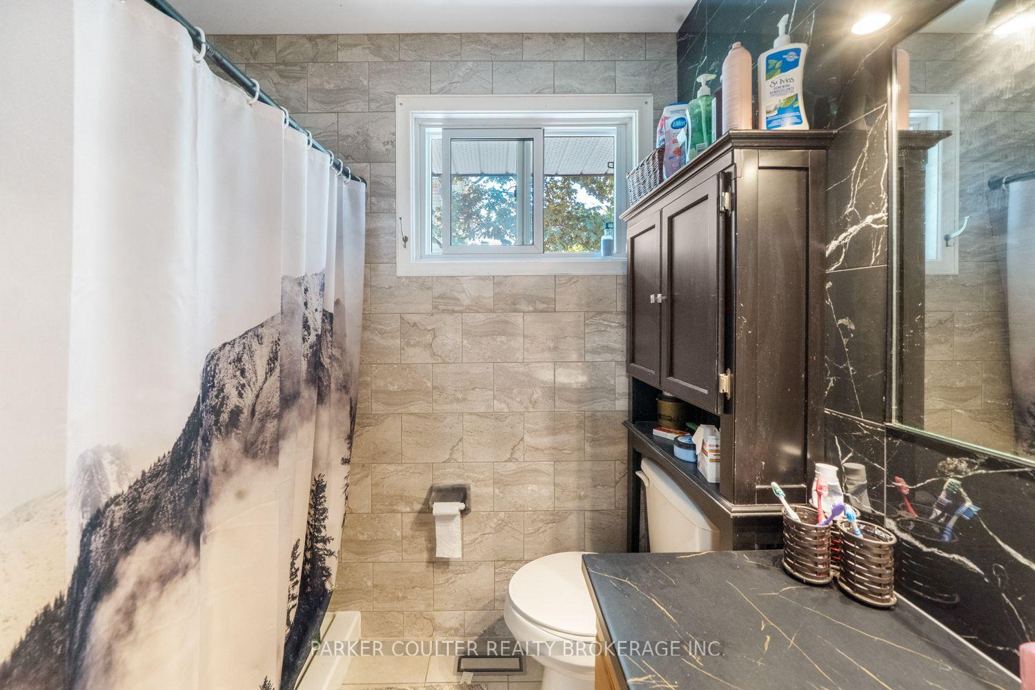Photo 37 of 54 Ferris Lane, Barrie, Cundles East — HOMEH