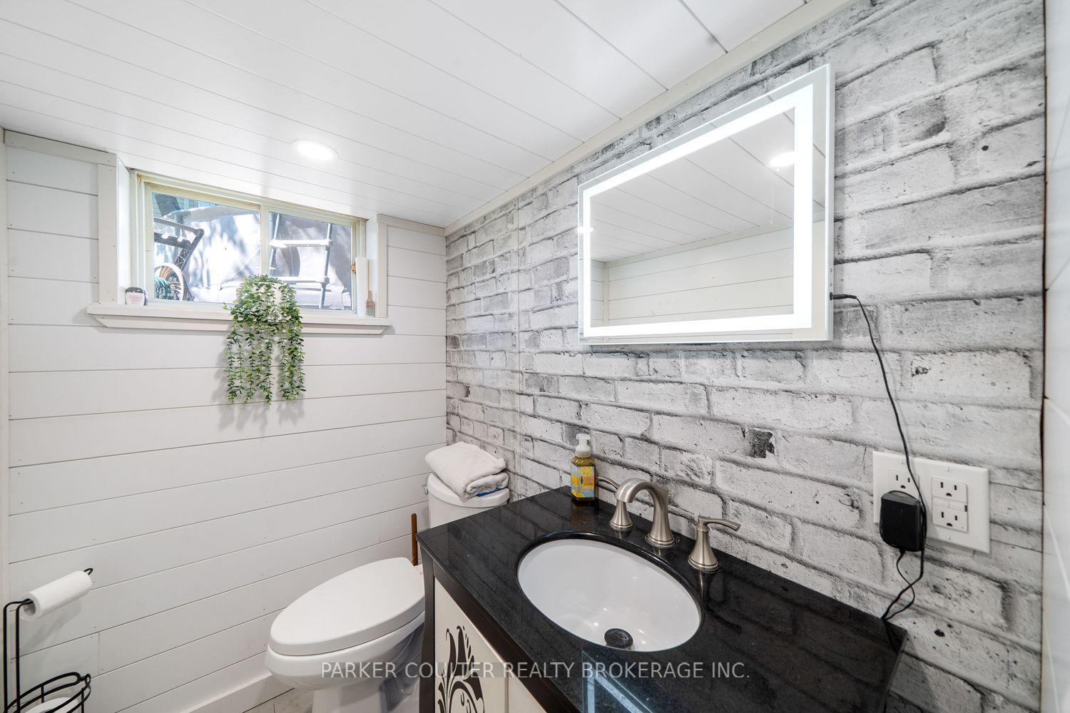 Photo 51 of 54 Ferris Lane, Barrie, Cundles East — HOMEH