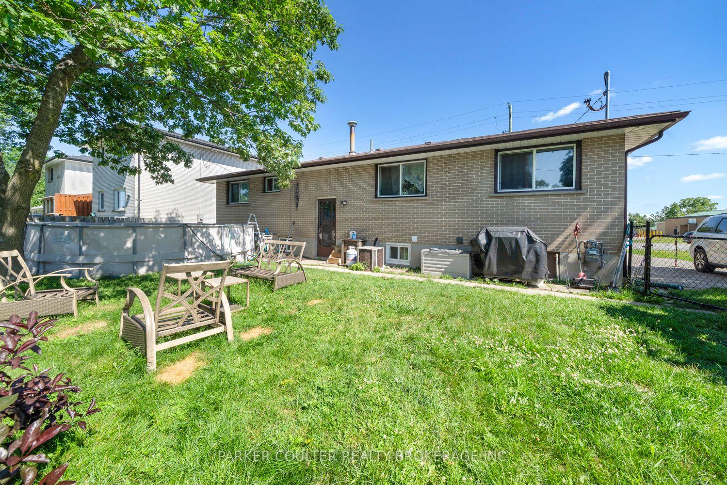 Photo 52 of 54 Ferris Lane, Barrie, Cundles East — HOMEH
