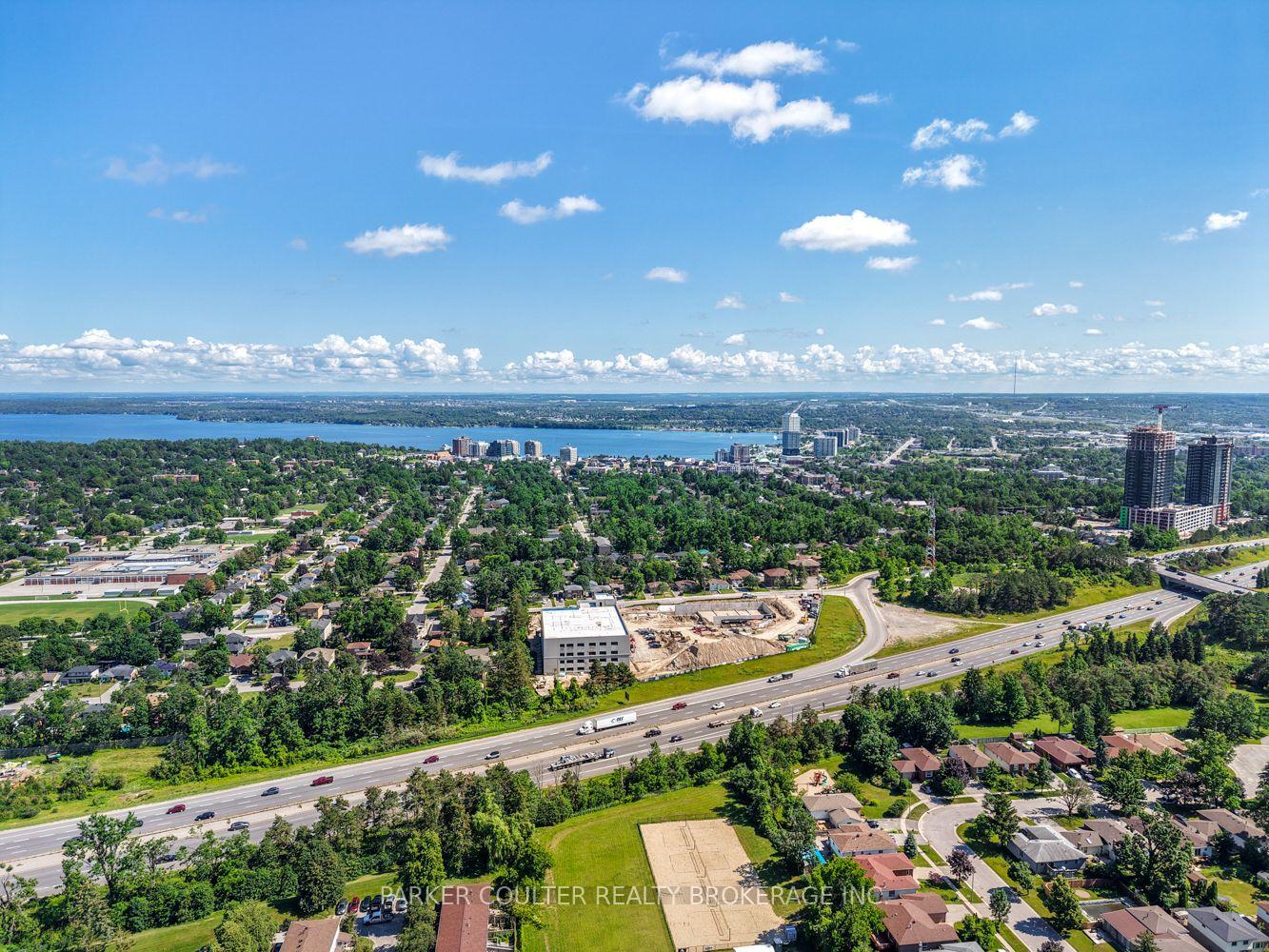 Photo 55 of 54 Ferris Lane, Barrie, Cundles East — HOMEH