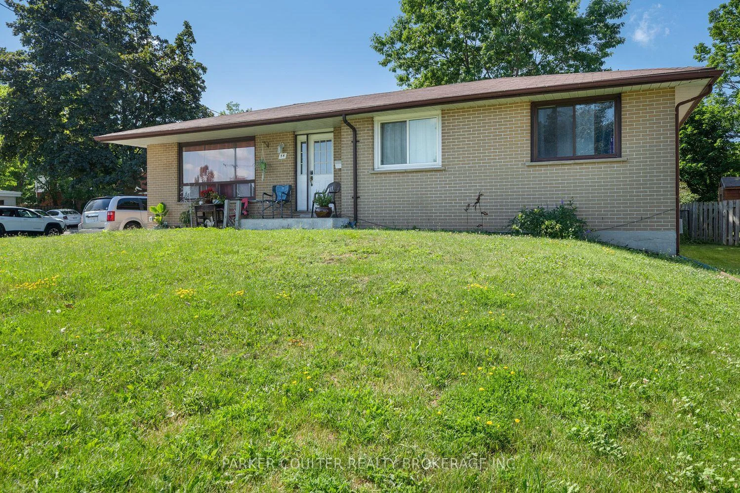 Photo 4 of 54 Ferris Lane, Barrie, Cundles East — HOMEH