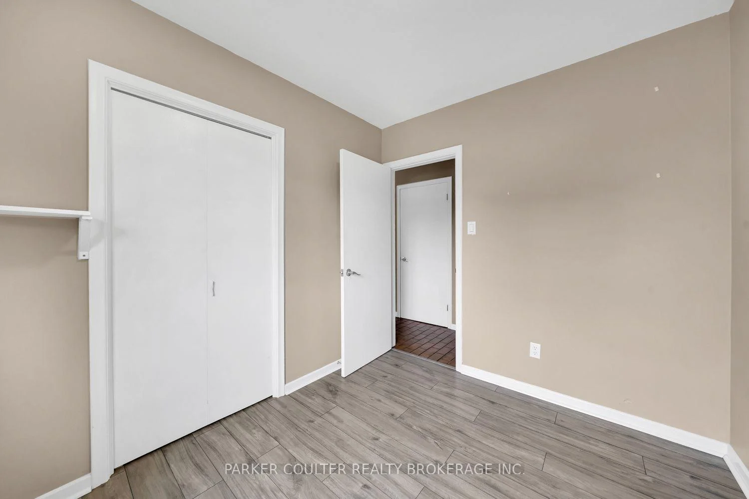 Photo 22 of 54 Ferris Lane, Barrie, Cundles East — HOMEH