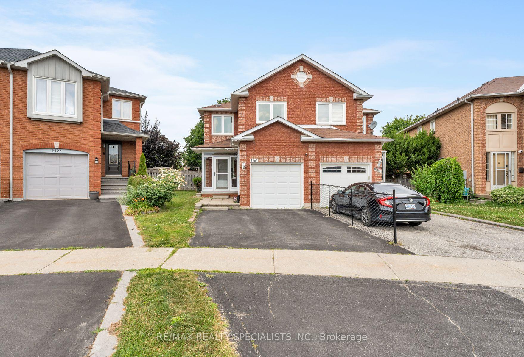 Front of 6803 Bansbridge Crescent