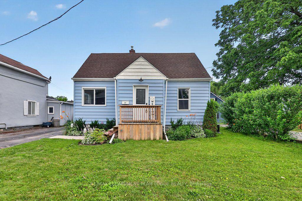 Photo 2 of 37 Thorold Road, Welland, Prince Charles — HOMEH