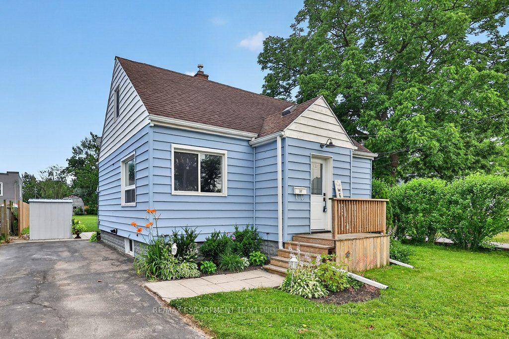 Photo 4 of 37 Thorold Road, Welland, Prince Charles — HOMEH