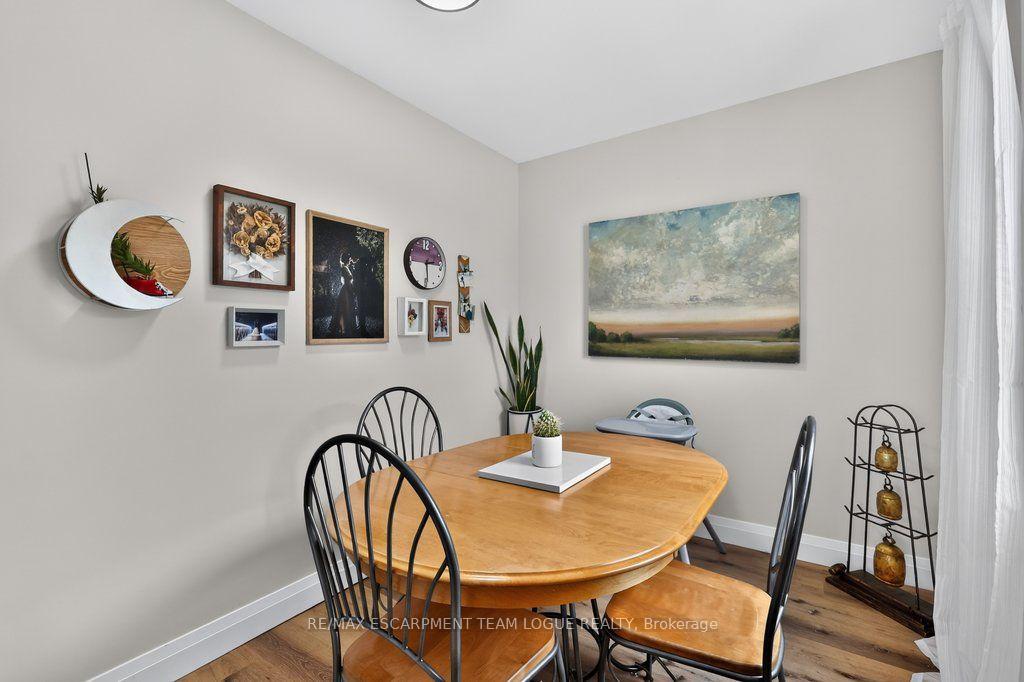 Photo 12 of 37 Thorold Road, Welland, Prince Charles — HOMEH
