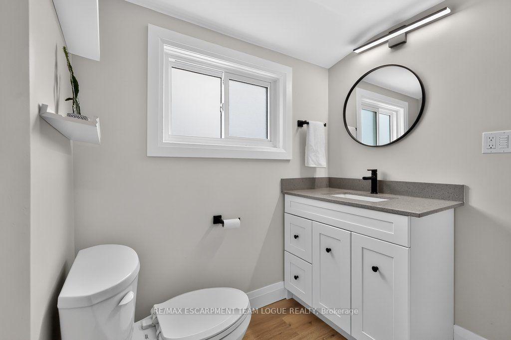 Photo 35 of 37 Thorold Road, Welland, Prince Charles — HOMEH