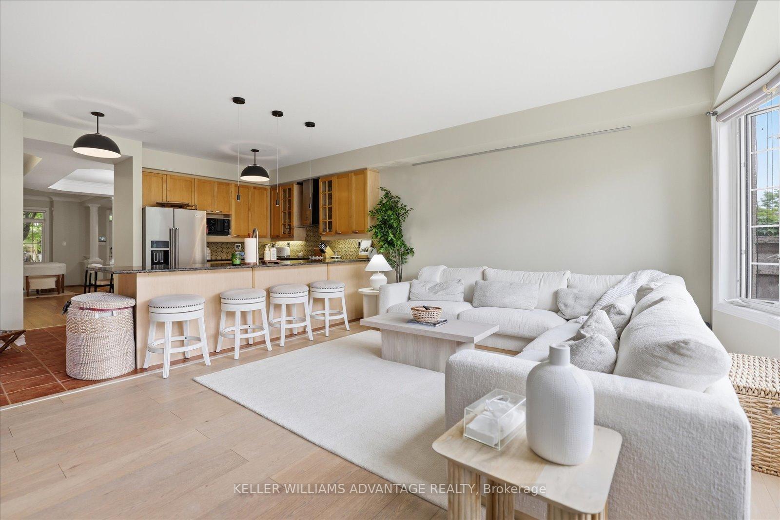 Photo 12 of 46 Sarah Ashbridge Avenue, Toronto, The Beaches — HOMEH