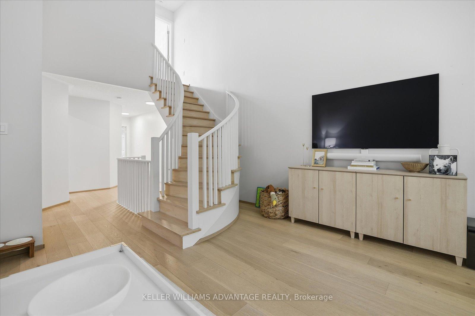Photo 20 of 46 Sarah Ashbridge Avenue, Toronto, The Beaches — HOMEH
