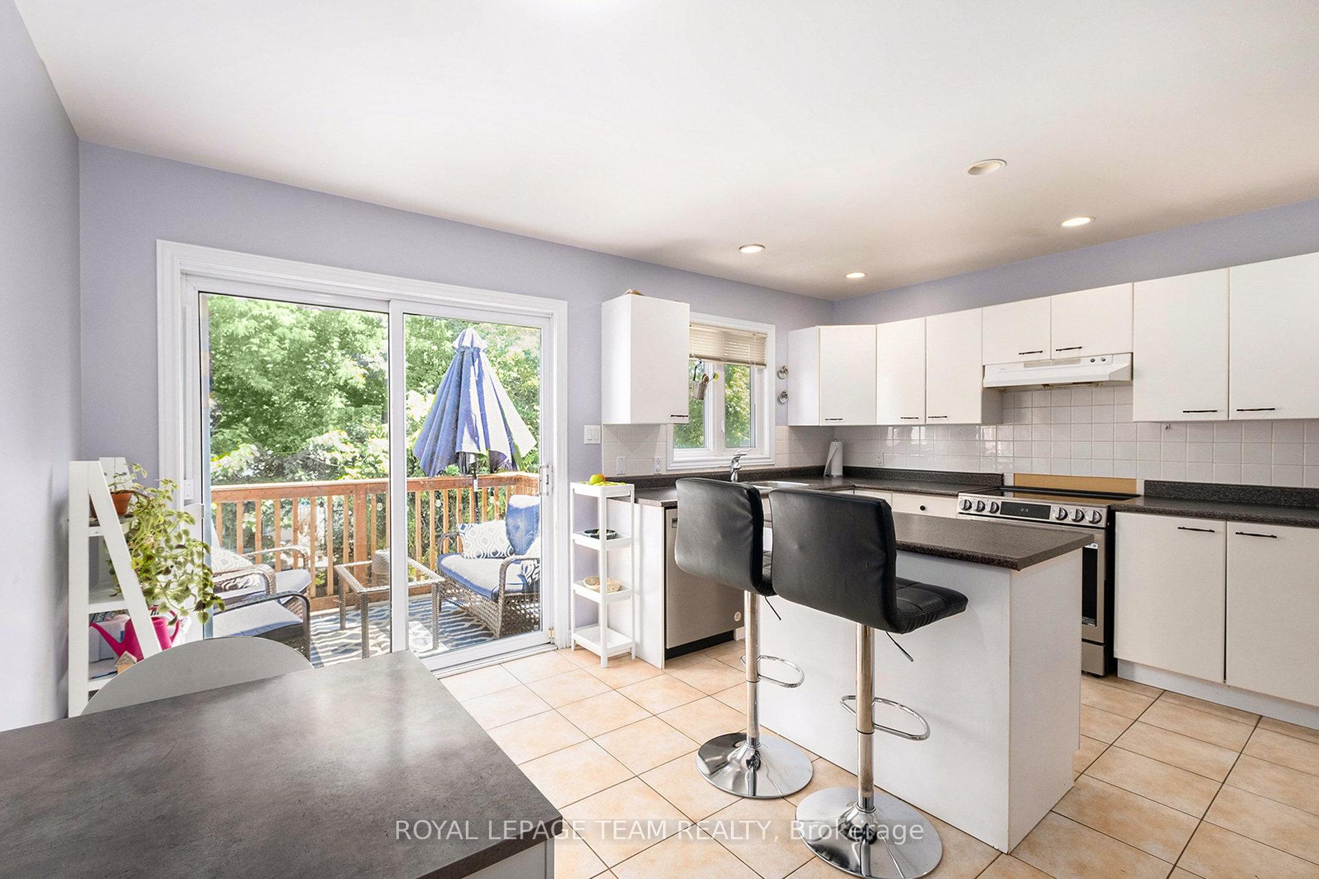 Photo 15 of 121 Drummond Street, Ottawa, Ottawa East — HOMEH