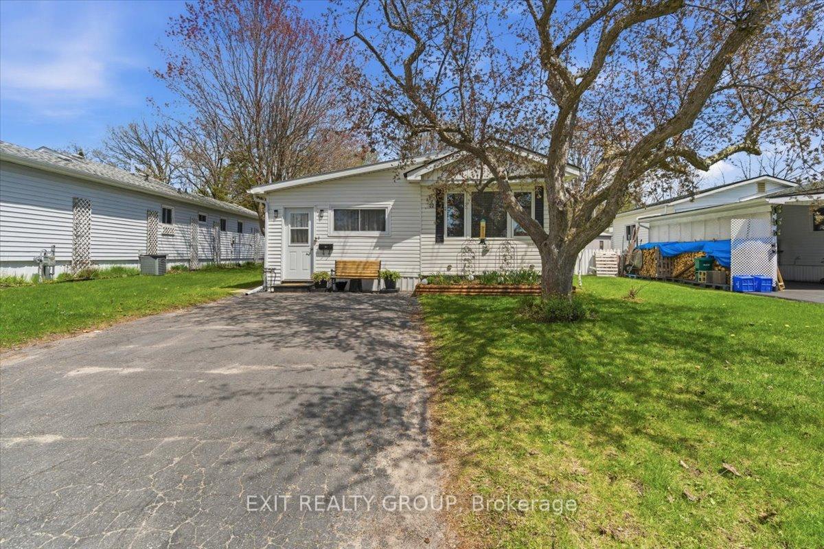 Photo 1 of 22 Linden Boulevard, Quinte West, Sidney Ward — HOMEH