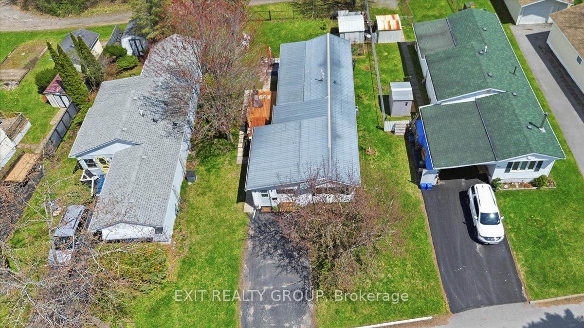 Photo 41 of 22 Linden Boulevard, Quinte West, Sidney Ward — HOMEH