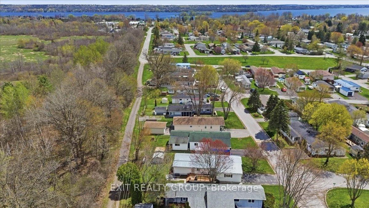 Photo 43 of 22 Linden Boulevard, Quinte West, Sidney Ward — HOMEH