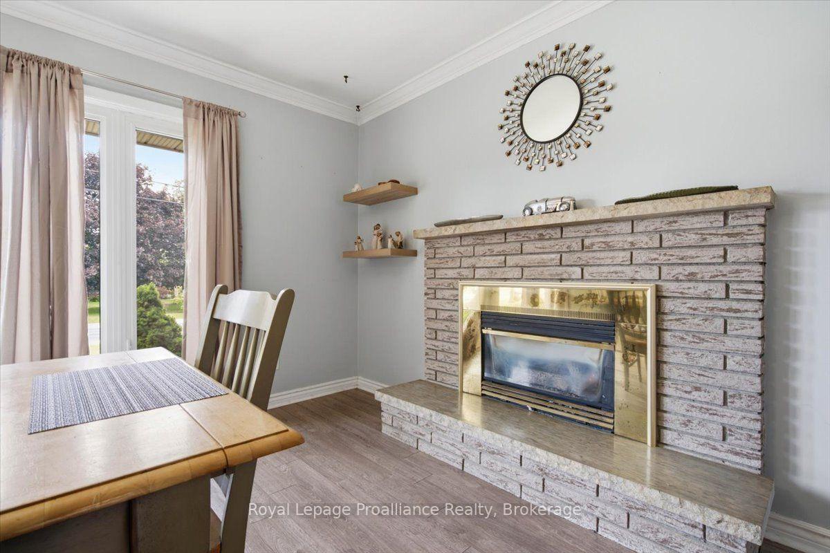 Photo 9 of 178 Riverside Parkway, Quinte West, Sidney Ward — HOMEH