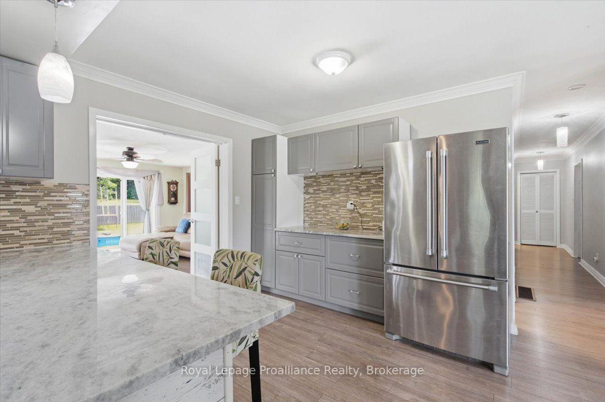 Photo 15 of 178 Riverside Parkway, Quinte West, Sidney Ward — HOMEH