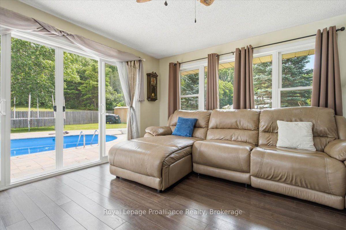 Photo 20 of 178 Riverside Parkway, Quinte West, Sidney Ward — HOMEH